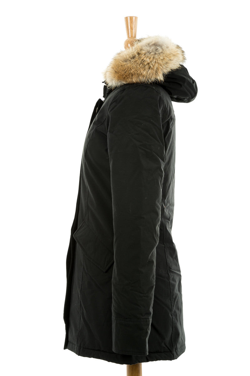 Arctic Parka with Fur Trim - Dejavu NYC