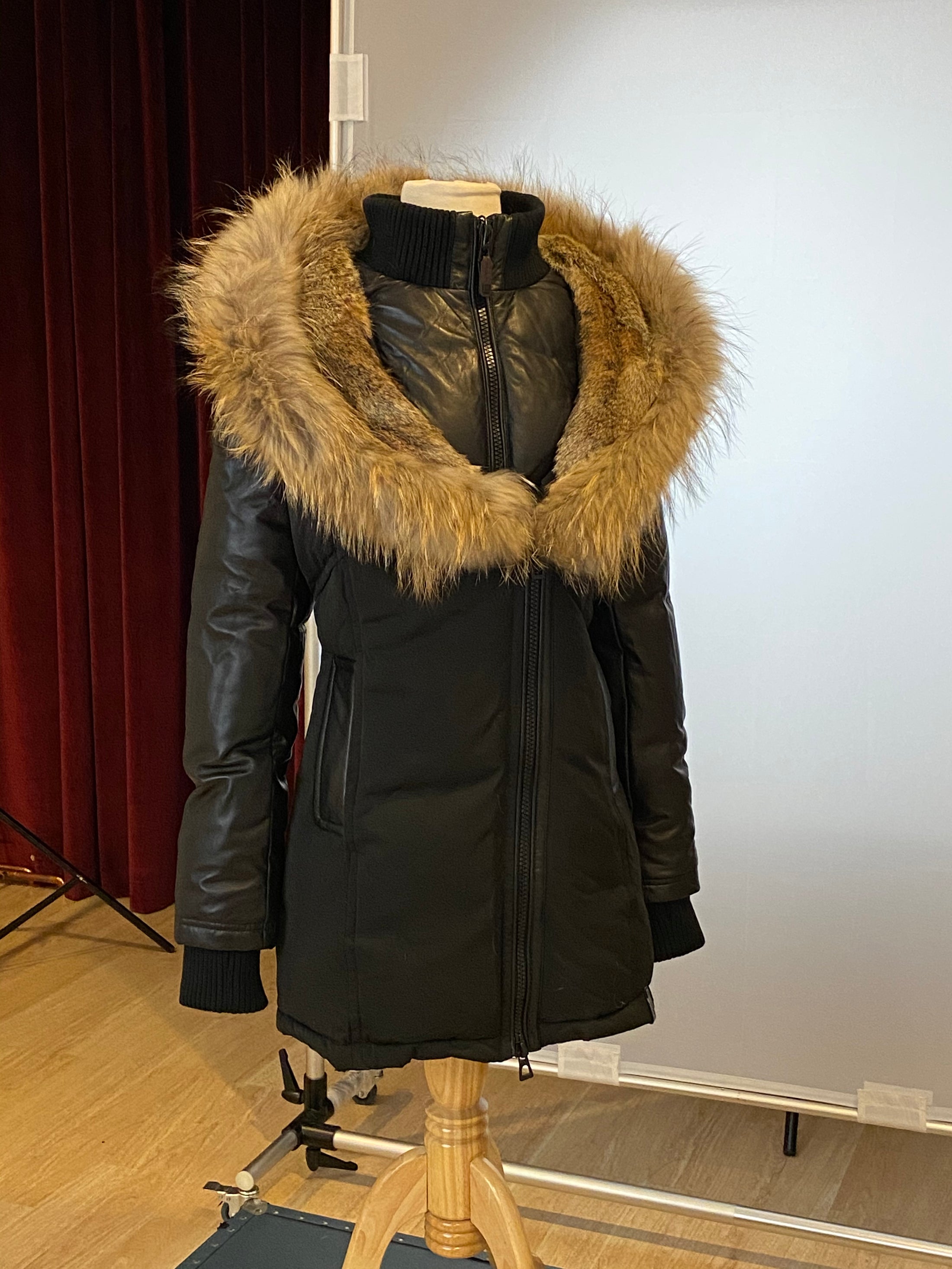 VERENA Leather Sleeved Down Parka – Dejavu NYC & Tailoring