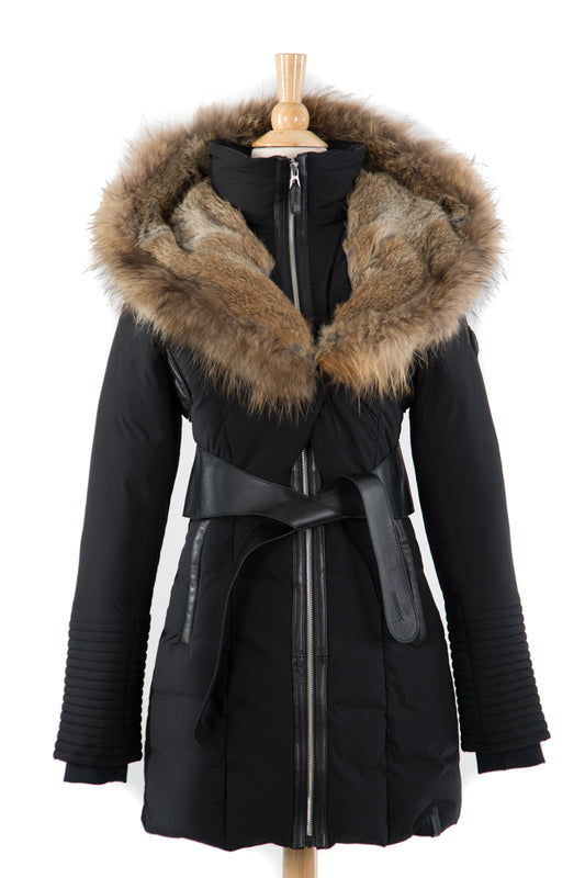 Moda Down Coat With Fur - Dejavu NYC