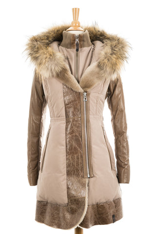 Colatina Leather Sleeved Parka With Fur Trim - Dejavu NYC